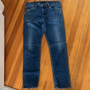 Citizens of humanity Agnes mid rise slim straight jean.